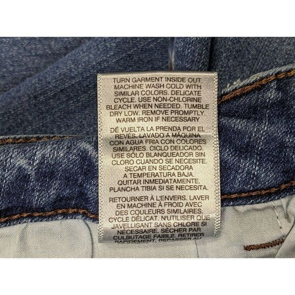 (3/$35) Kensie Womens Size 26 Pockets Cuffed Whiskered Denim Blue Jeans Capris - Picture 6 of 11